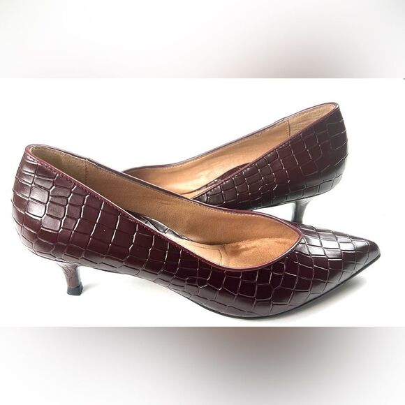 Vionic Kit Josie  Croc-Embossed Kitten Heel Wine - Picture 2 of 9